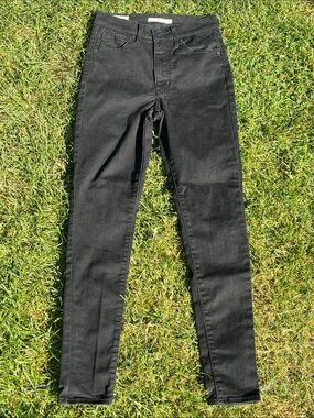 Levi’s Mile High Super Skinny (28)